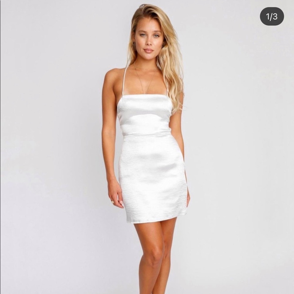 RESA original dress!! Alex Mini Dress Pearl 🤍